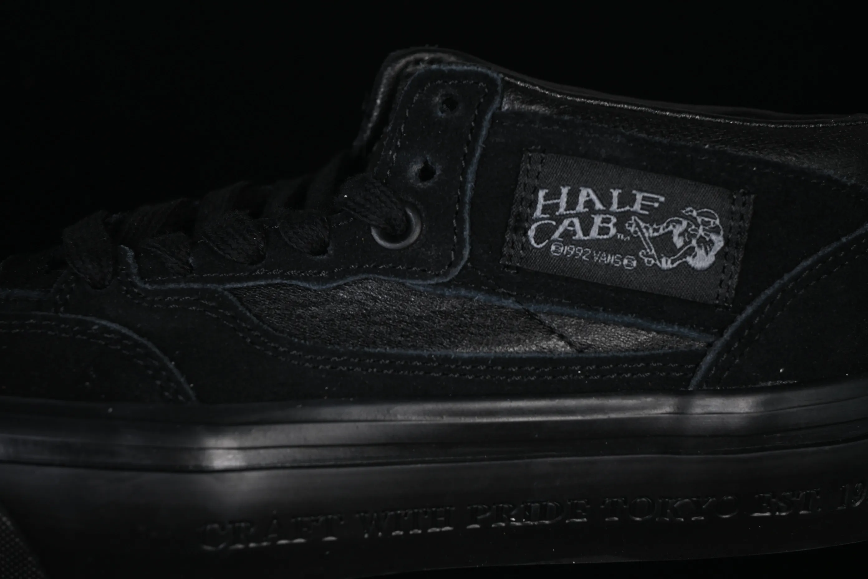 All categories Vans Vans series Vans Mid Vans China Vans Half Cab 33 Vans official retro casual simple versatile skateboard shoes VN000EFYBLA